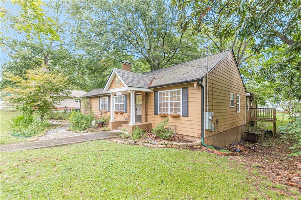 2492 Maple Street East Point, GA 30344 - Photo 7 of 53 Gallery Image 7