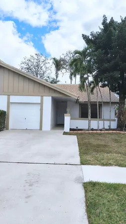 $2,700 | 1170 Staghorn Street, Wellington, FL 33414