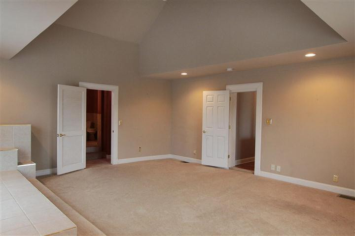 3284 Leestown Road Lexington, KY 40511 - Photo 9 of 25 Photo 9
