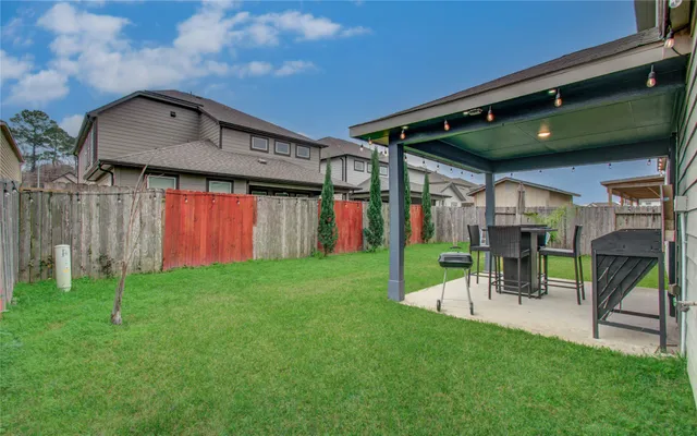 $322,500 | 15614 South Early Dusk Circle, Houston, TX 77044