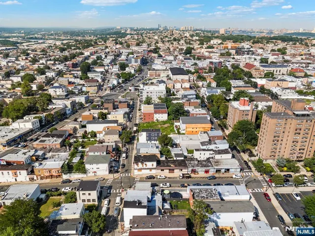 $699,999 | 6208 Jackson Street, Unit 2, West New York, NJ 07093