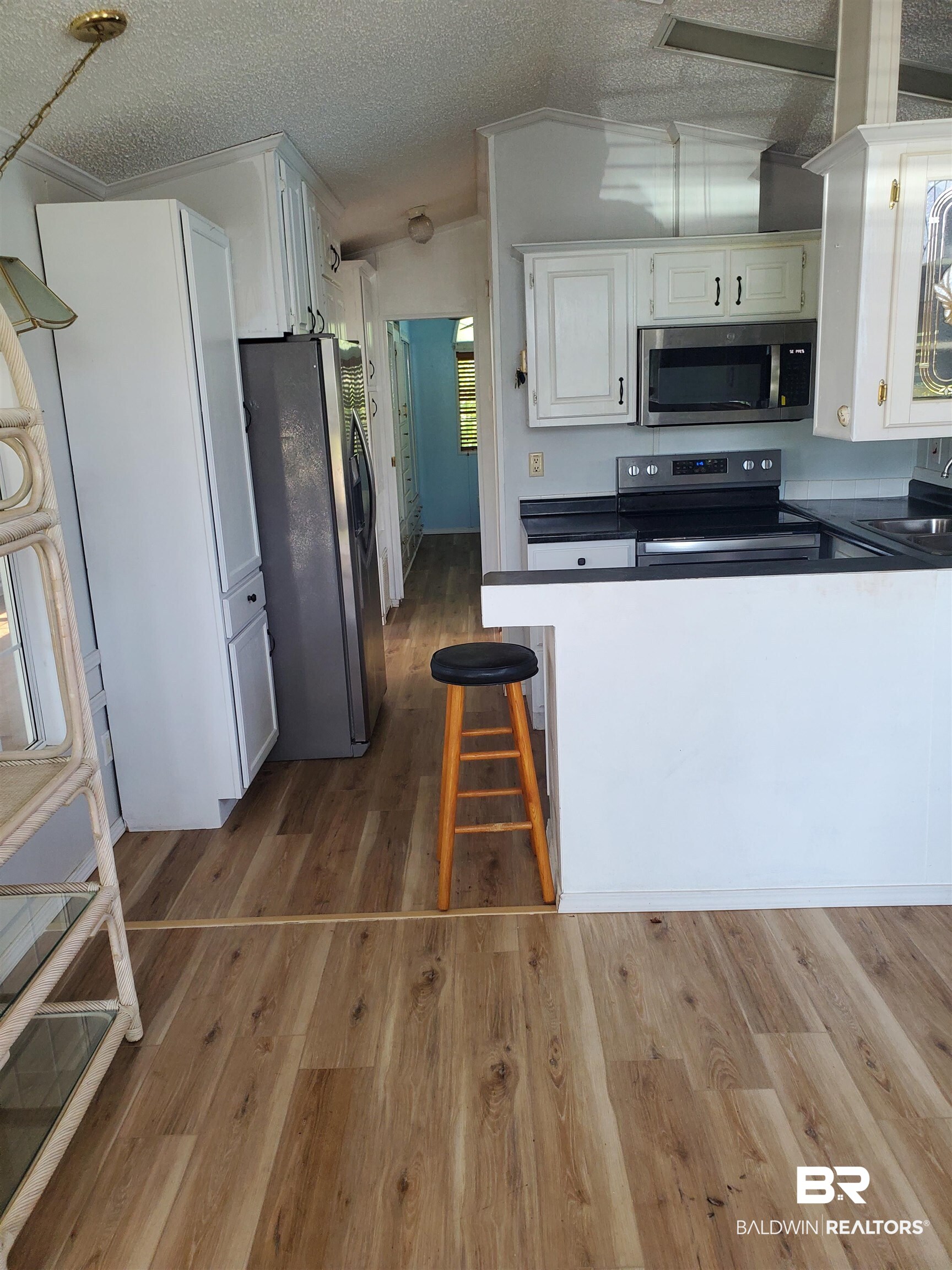 159 Defuniak Loop Lillian, AL 36549 - Photo 3 of 33