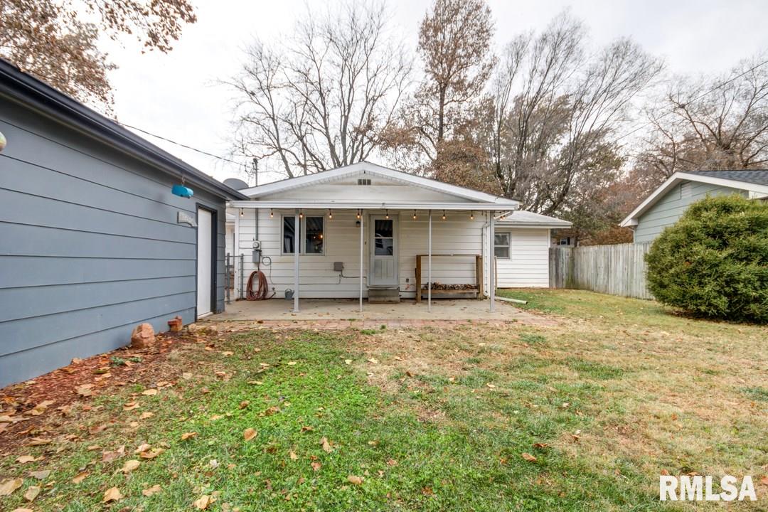 216 Kenyon Drive Springfield, IL 62704 - Photo 6 of 21 Gallery Image 6