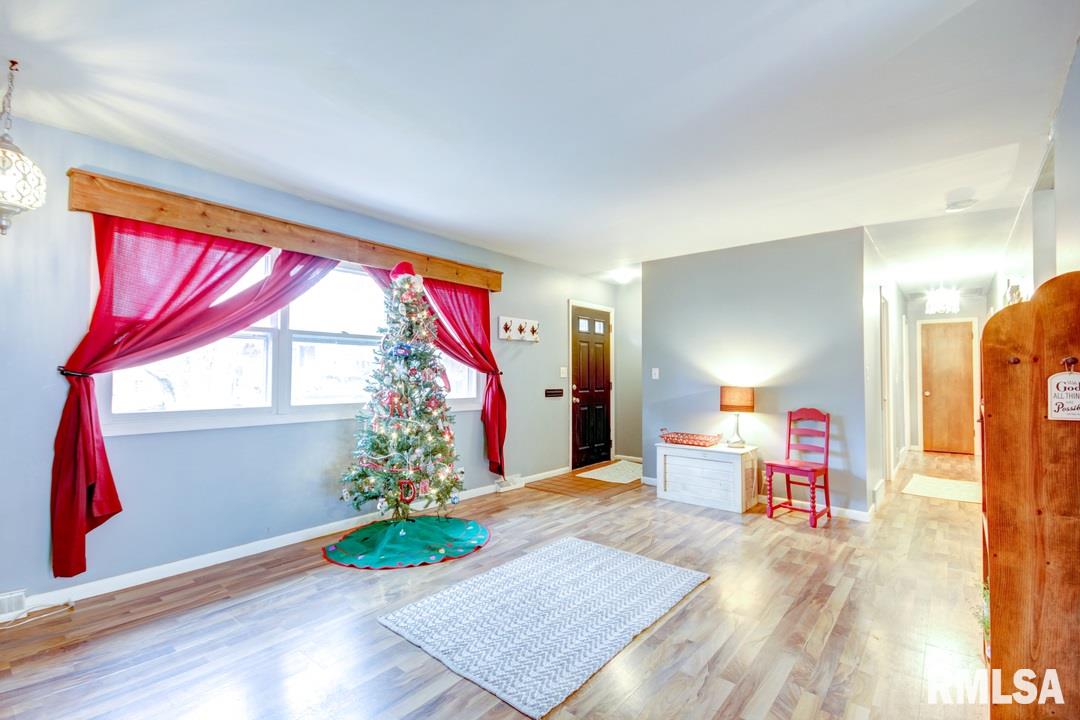 216 Kenyon Drive Springfield, IL 62704 - Photo 8 of 21 Gallery Image 8