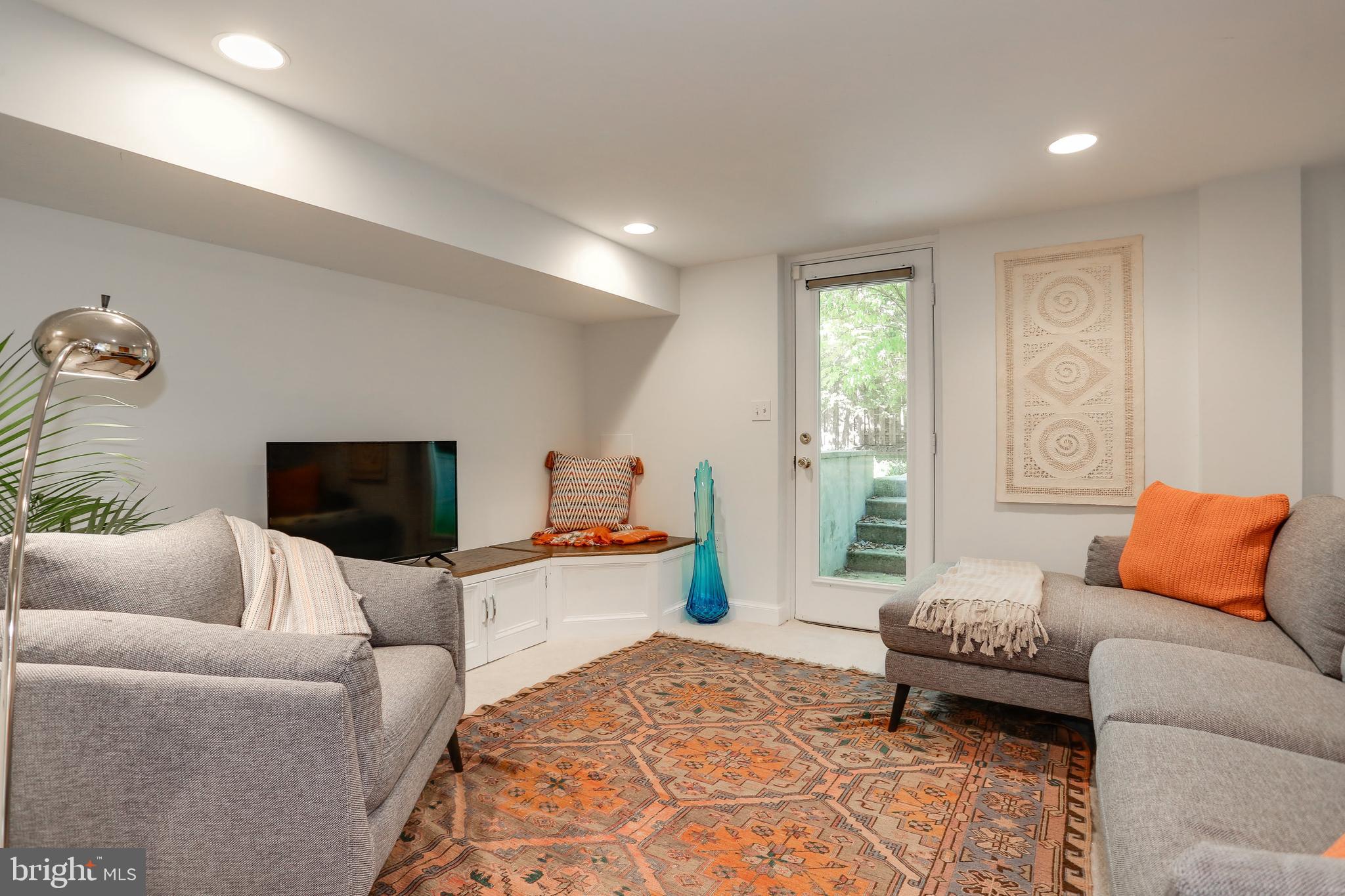 8706 Reading Road Silver Spring, MD 20901 - Photo 44 of 54