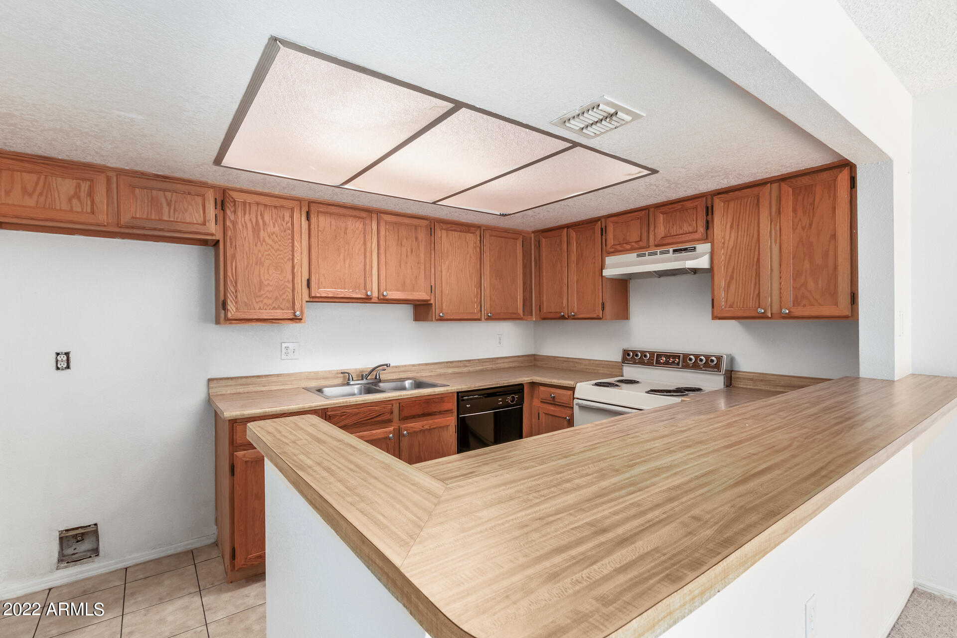 1645 West Baseline Road, Unit 2179 Mesa, AZ 85202 - Photo 4 of 20 Kitchen