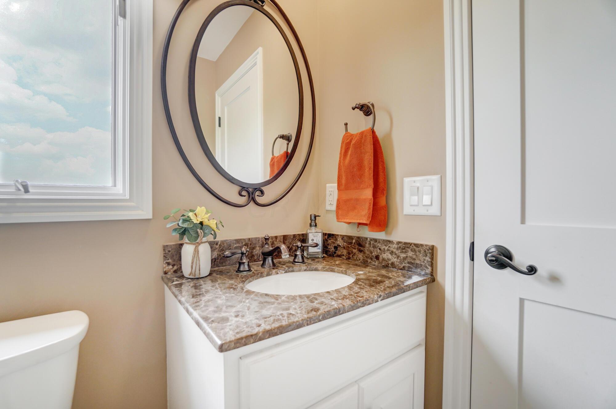 2100 Old Columbus Road London, OH 43140 - Photo 32 of 92 Half Bath