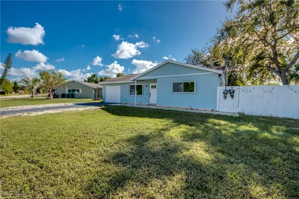 $449,000 | 2912 Poinciana Drive, Naples, FL 34105