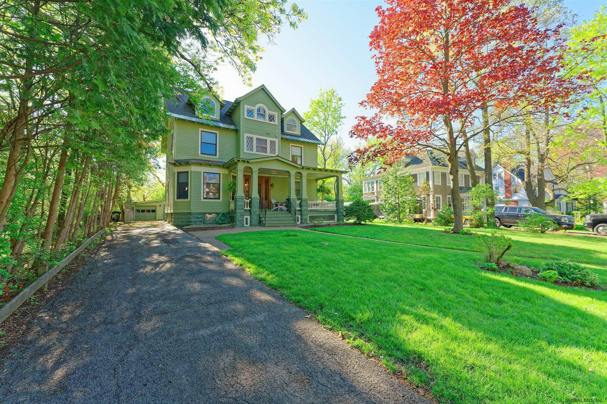 1262 Lowell Road Schenectady, NY 12308 - Photo 3 of 42 Photo 3