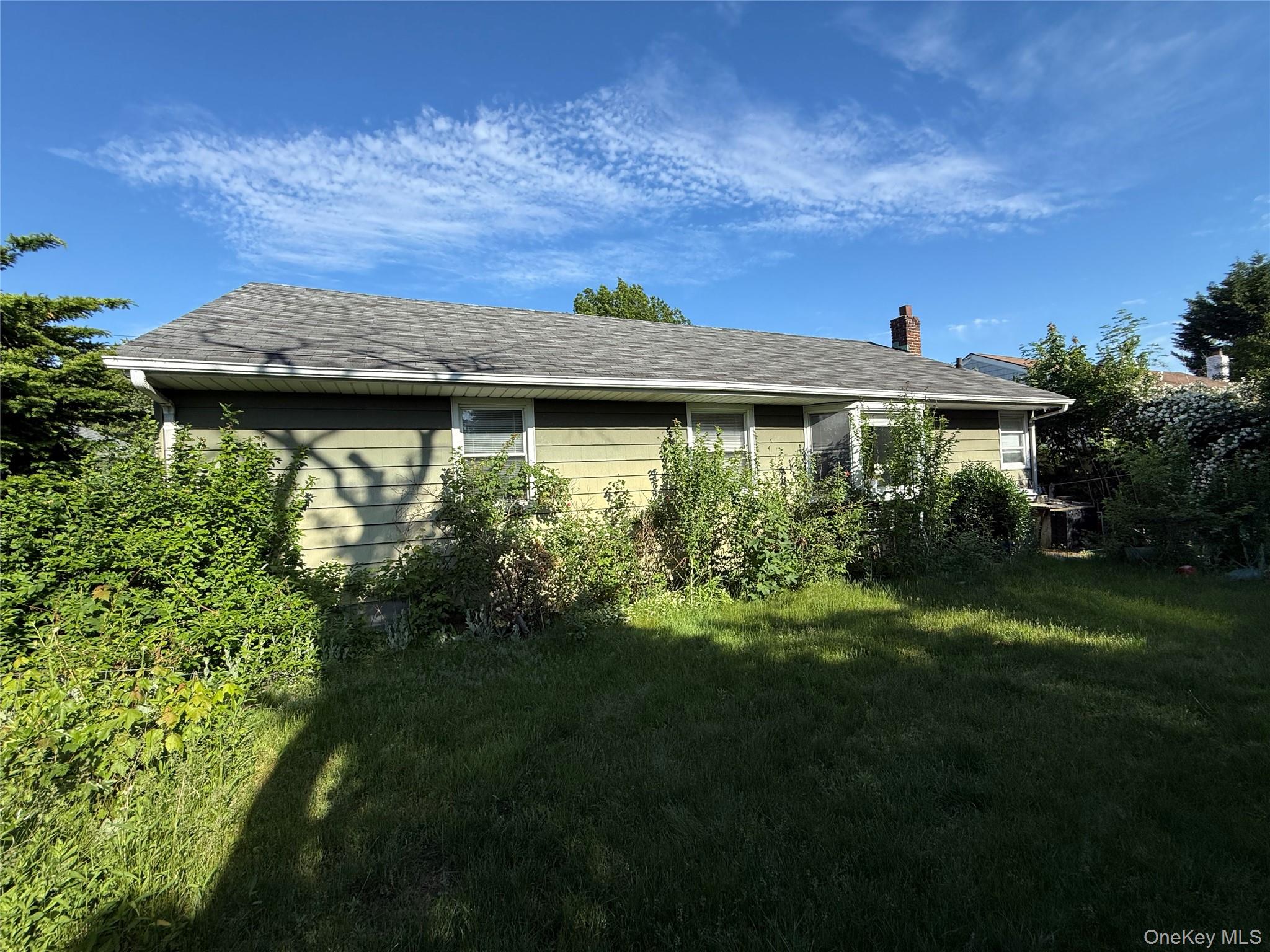 2582 Oceanside Road Oceanside, NY 11572 - Photo 12 of 13