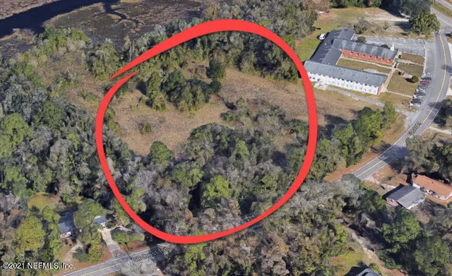 a view of a bird bath