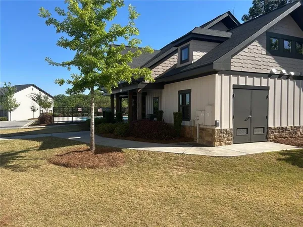 $2,300 | 6412 Mountain Home Way, Mableton, GA 30126