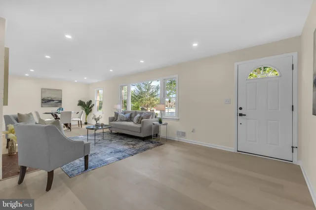 $785,000 | 6400 Inwood Drive, Springfield, VA 22150