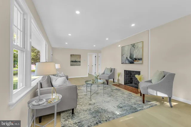 $785,000 | 6400 Inwood Drive, Springfield, VA 22150