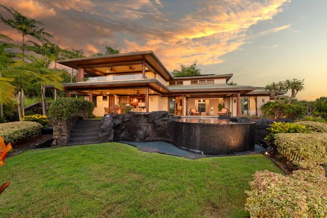 $4,100,000 | 78-7021 Kewalo Street, Kailua-Kona, HI 96740