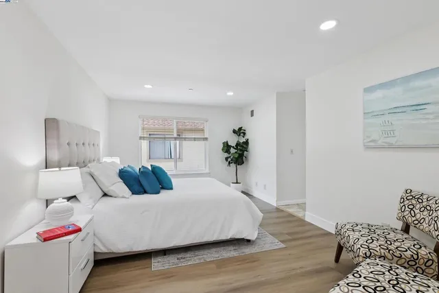 $5,750 | 963 La Mesa Terrace, Unit H, Sunnyvale, CA 94086