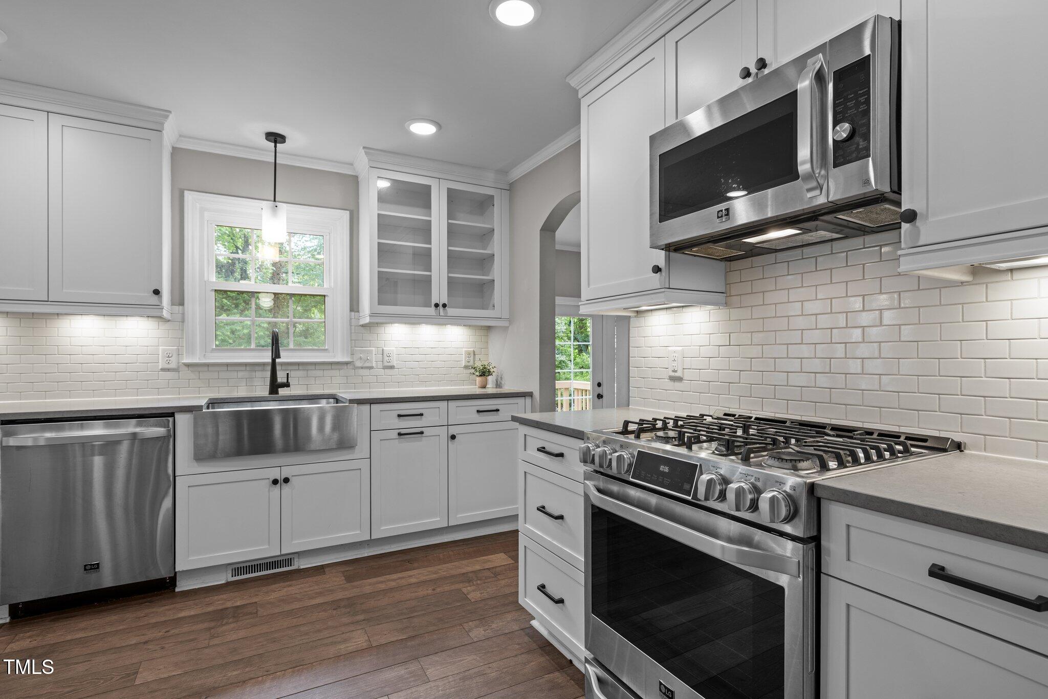 5116 Knaresborough Road Raleigh, NC 27612 - Photo 13 of 36 16-web-or-mls-5Z8A8444