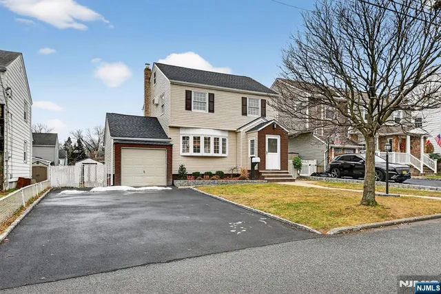 $749,999 | 3 White Terrace, Nutley, NJ 07110