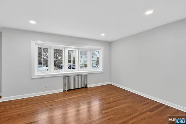 $749,999 | 3 White Terrace, Nutley, NJ 07110