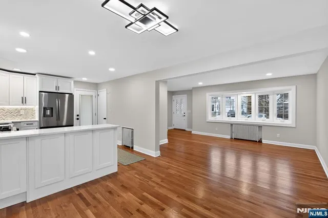 $749,999 | 3 White Terrace, Nutley, NJ 07110