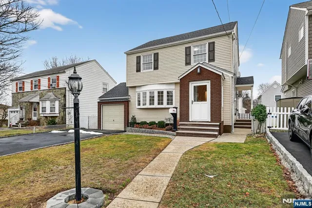 $749,999 | 3 White Terrace, Nutley, NJ 07110