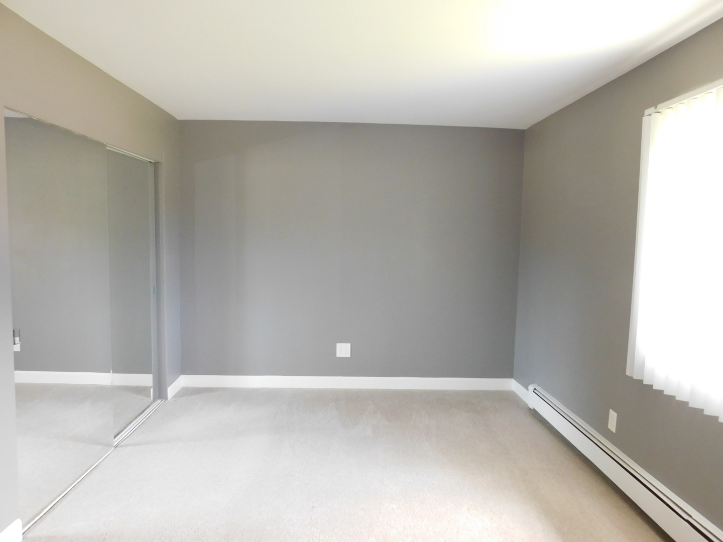 19398 Wolf Road, Unit 8 Mokena, IL 60448 - Photo 9 of 9 a view of an empty room
