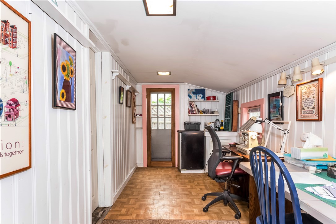 124 Beach Road Bristol, RI 02809 - Photo 15 of 33