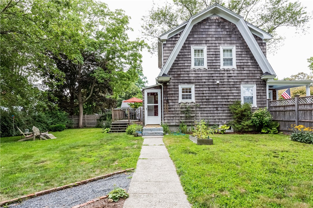 124 Beach Road Bristol, RI 02809 - Photo 25 of 33