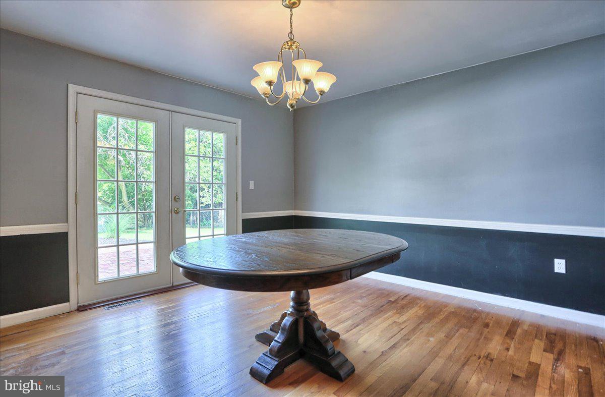 424 Orrs Bridge Road Camp Hill, PA 17011 - Photo 13 of 35