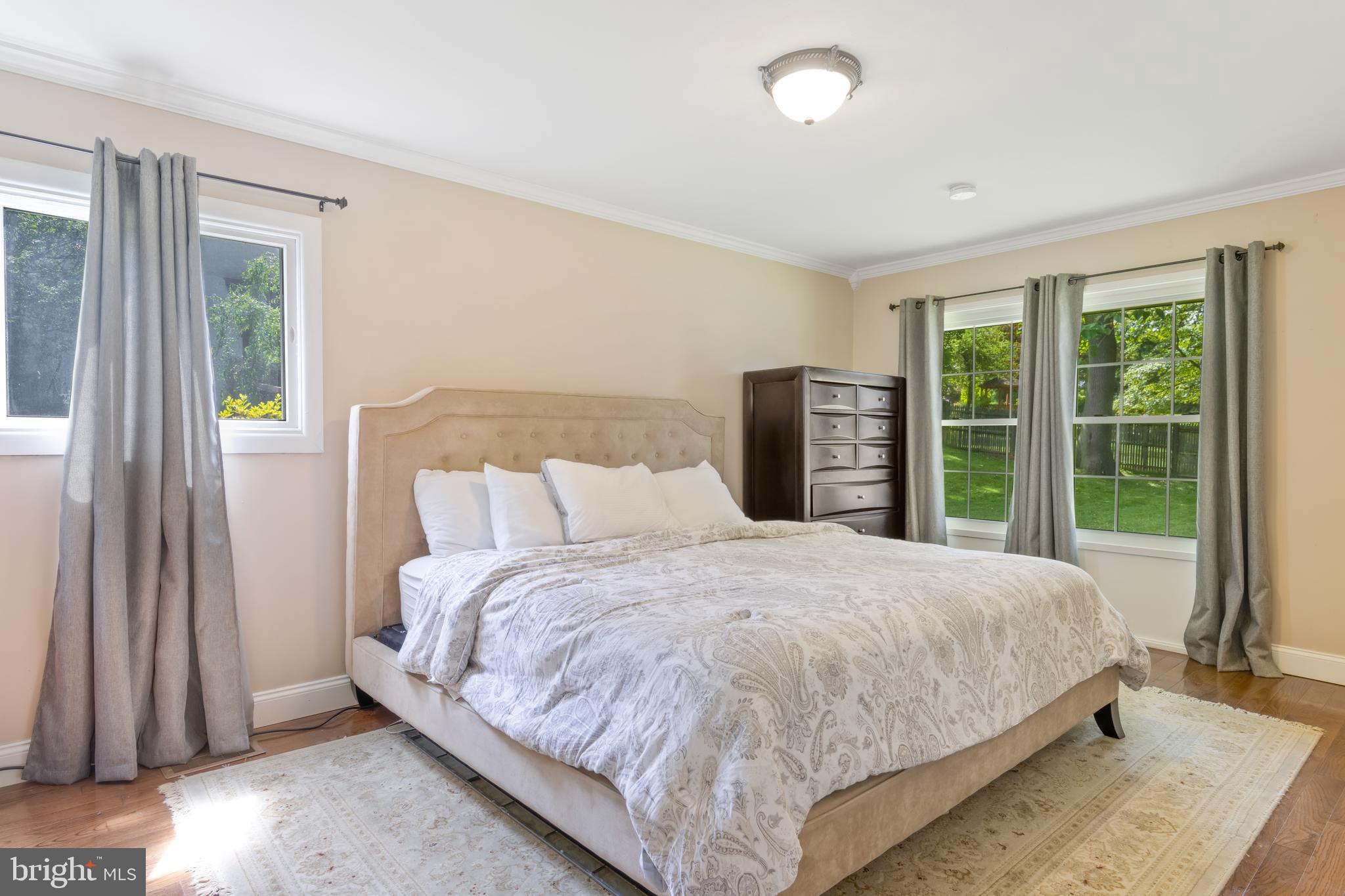 668 Davis Lane Wayne, PA 19087 - Photo 15 of 21 Master Bedroom