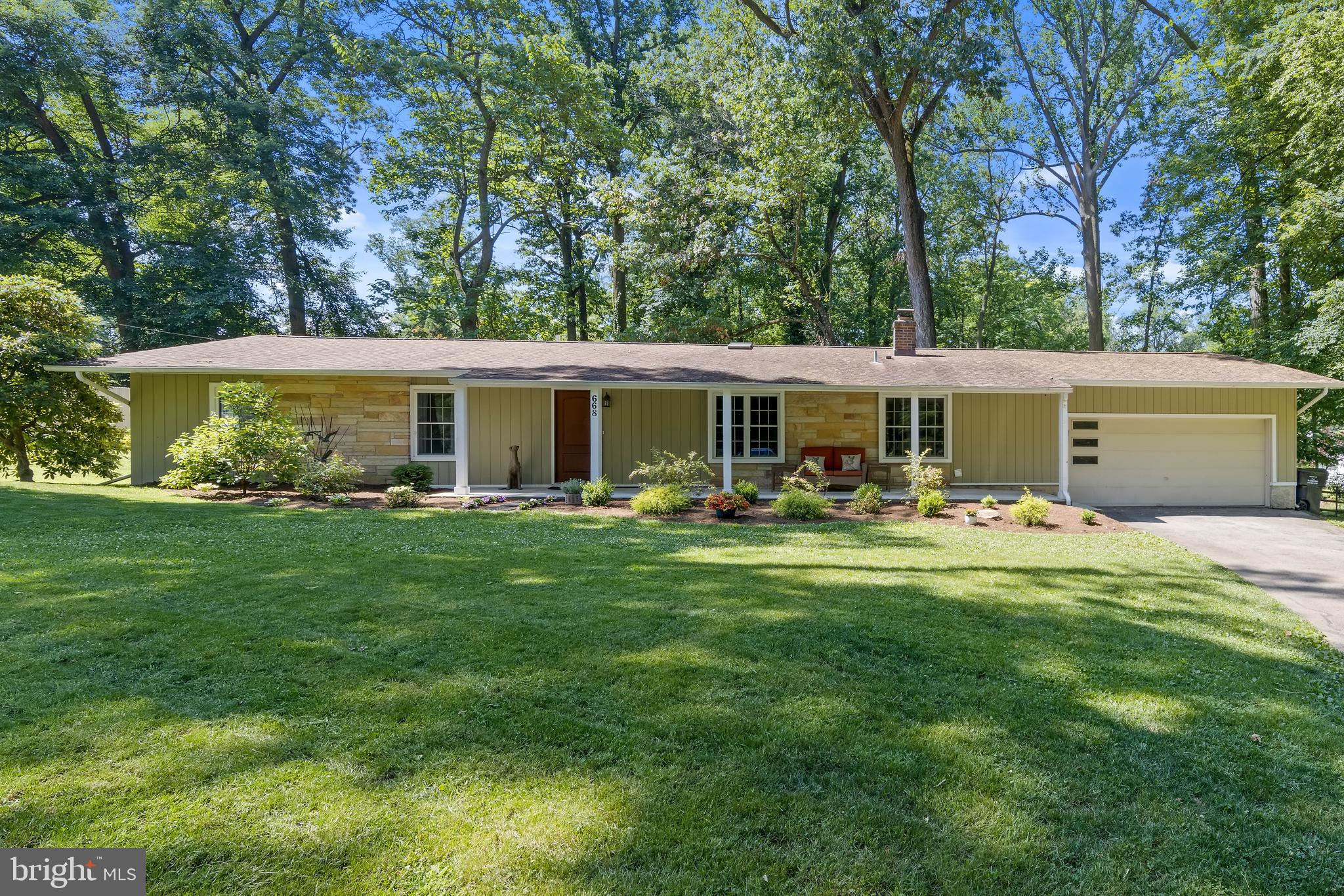 668 Davis Lane Wayne, PA 19087 - Photo 21 of 21 Welcome Home!
