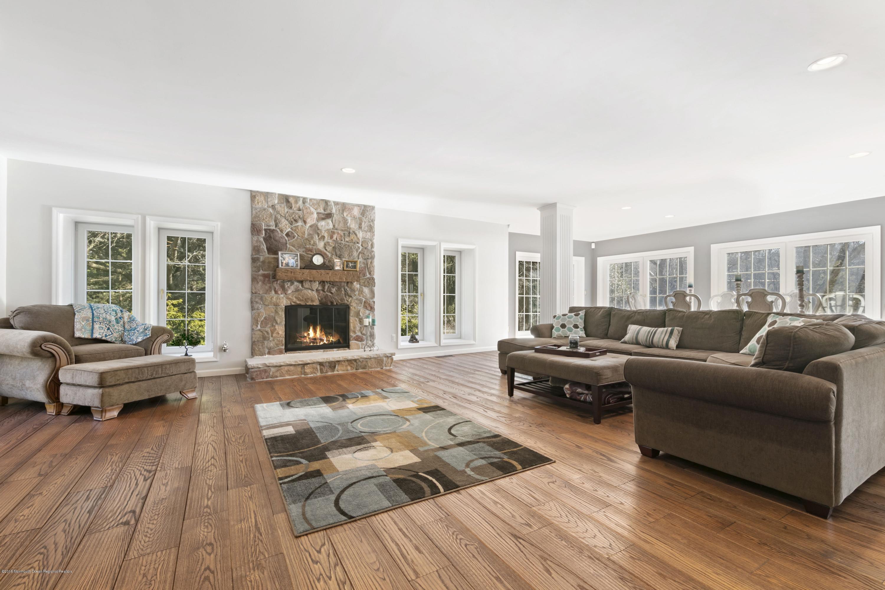 1211 Gully Road Neptune, NJ 07753 - Photo 3 of 12 233A0160