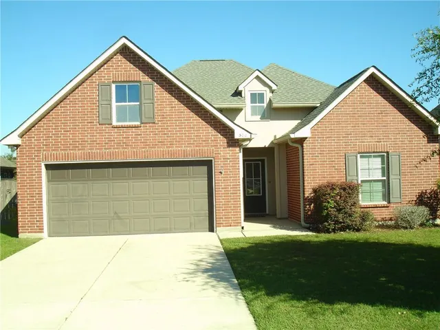 $284,000 | 300 Mansfield Drive, Slidell, LA 70458