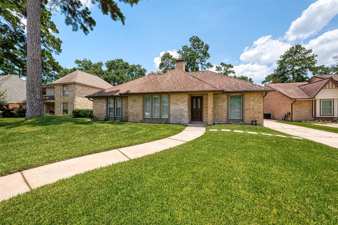 3511 Coltwood Drive Spring, TX 77388 - Photo 2 of 26
