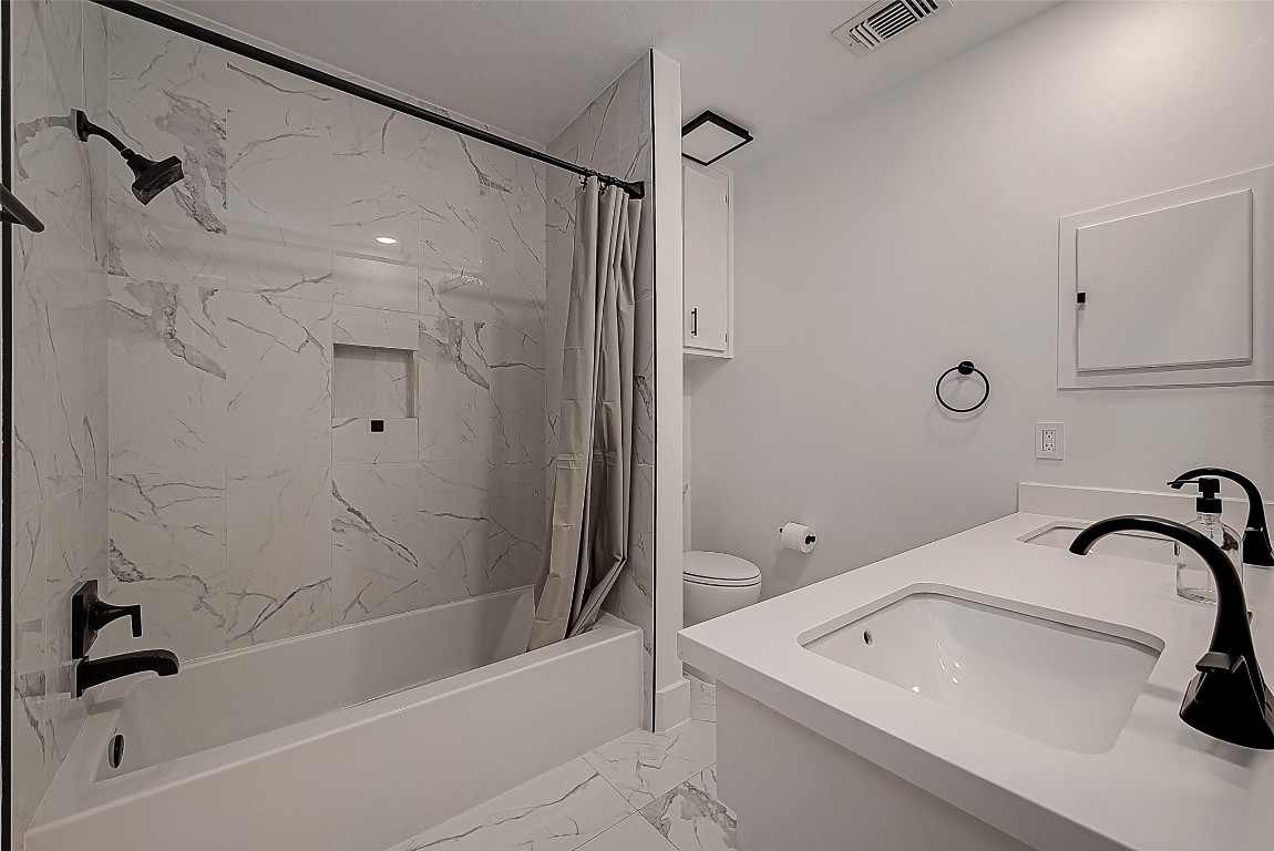 3511 Coltwood Drive Spring, TX 77388 - Photo 23 of 26 2nd Bath