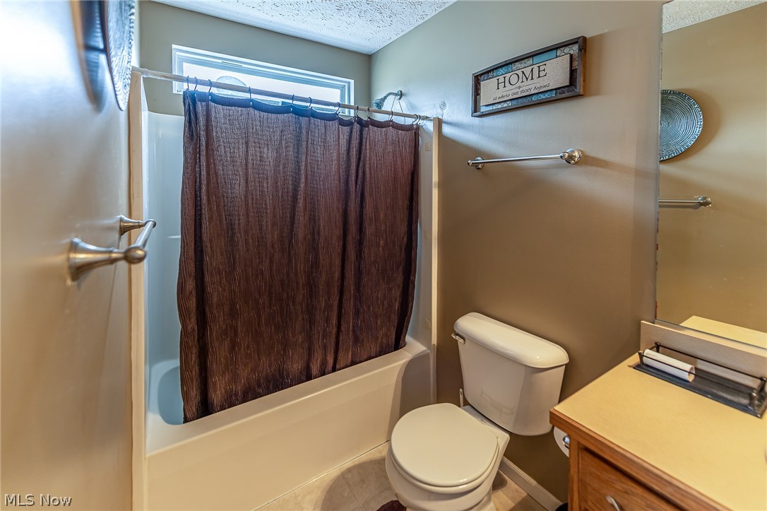 3163 Castleton Court Akron, OH 44312 - Photo 16 of 18