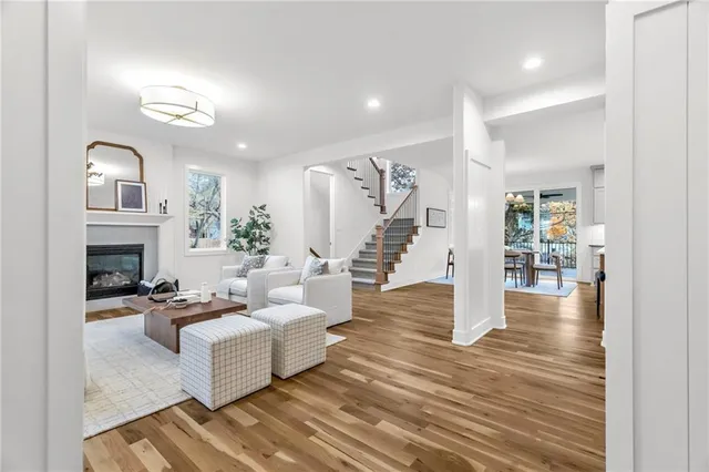 $1,174,950 | 6000 El Monte Street, Fairway, KS 66205