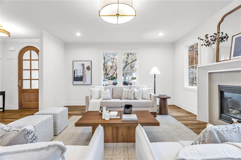 6000 El Monte Street Fairway, KS 66205 - Photo 9 of 36