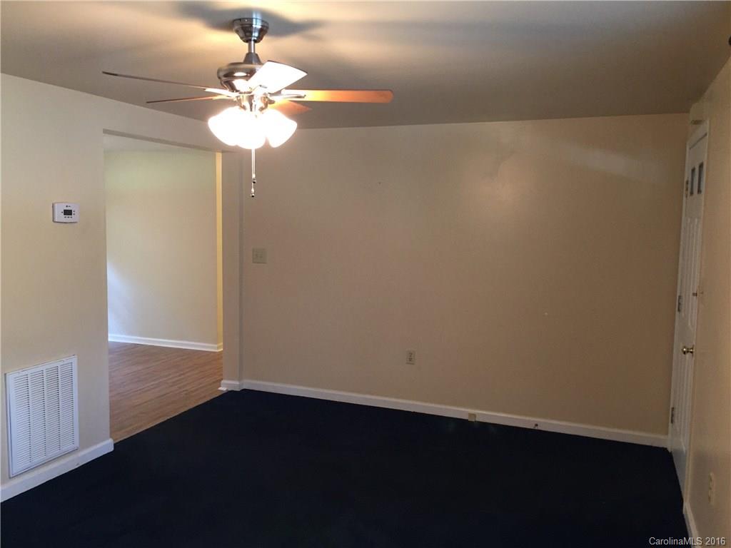 120 South Hillside Street Rutherfordton, NC 28139 - Photo 4 of 24 Gallery Image 4