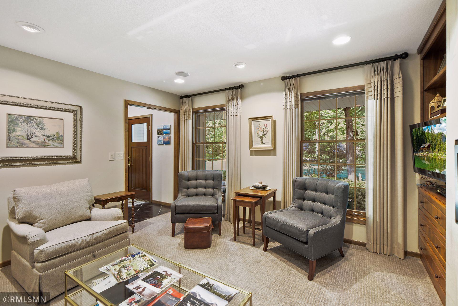 4433 Sparrow Road Minnetonka, MN 55345 - Photo 4 of 59