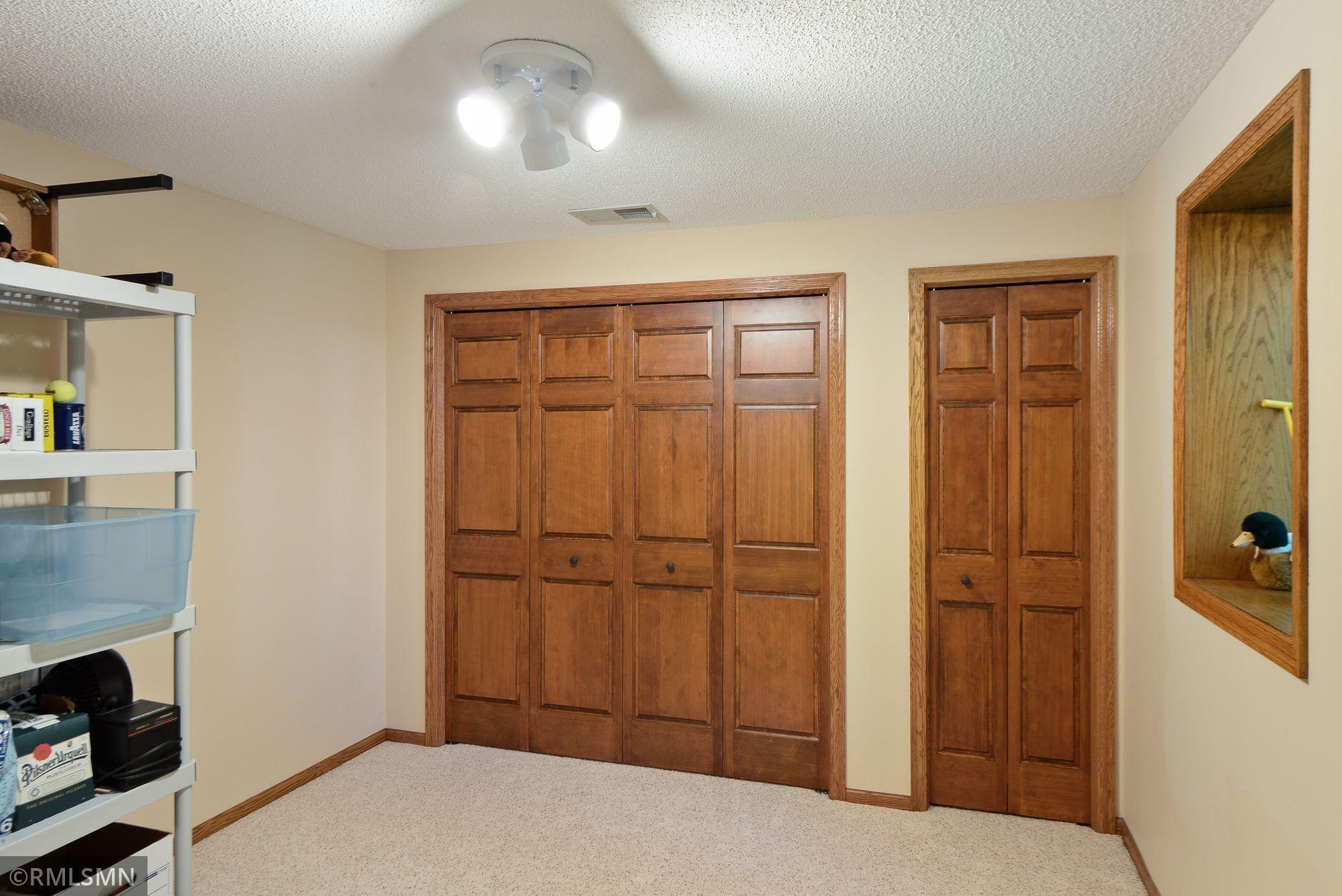 4433 Sparrow Road Minnetonka, MN 55345 - Photo 40 of 59