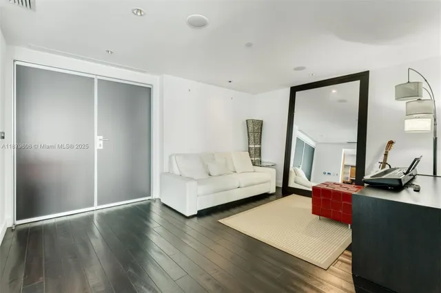 $9,000 | 1331 Brickell Bay Drive, Unit 3903, Miami, FL 33131