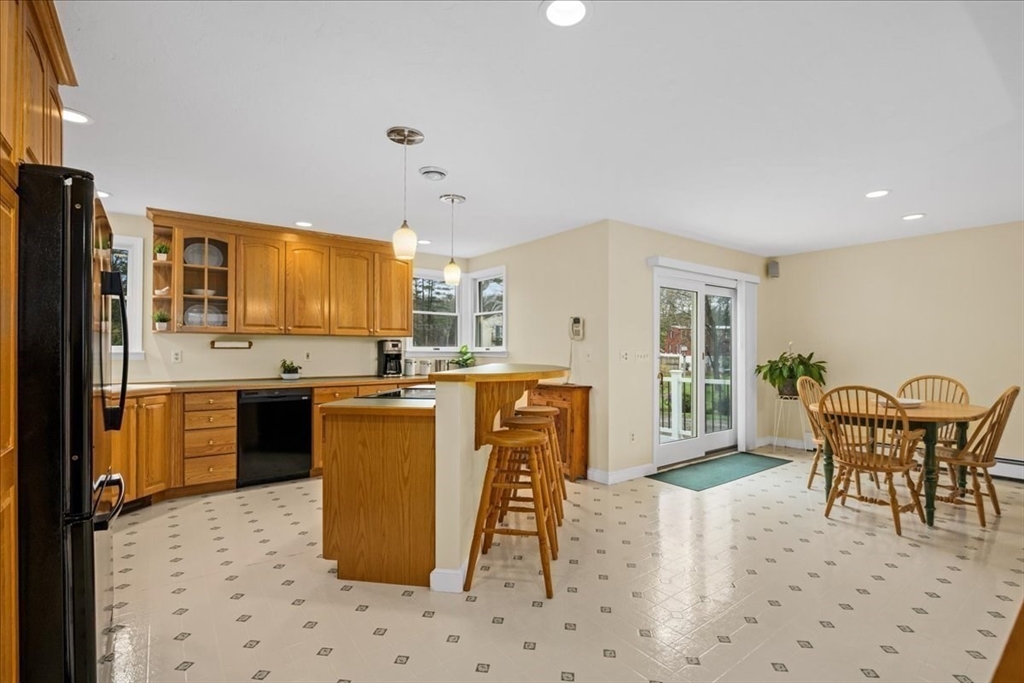 7 Washington Road Northborough, MA 01532 - Photo 6 of 37 Gallery Image 6