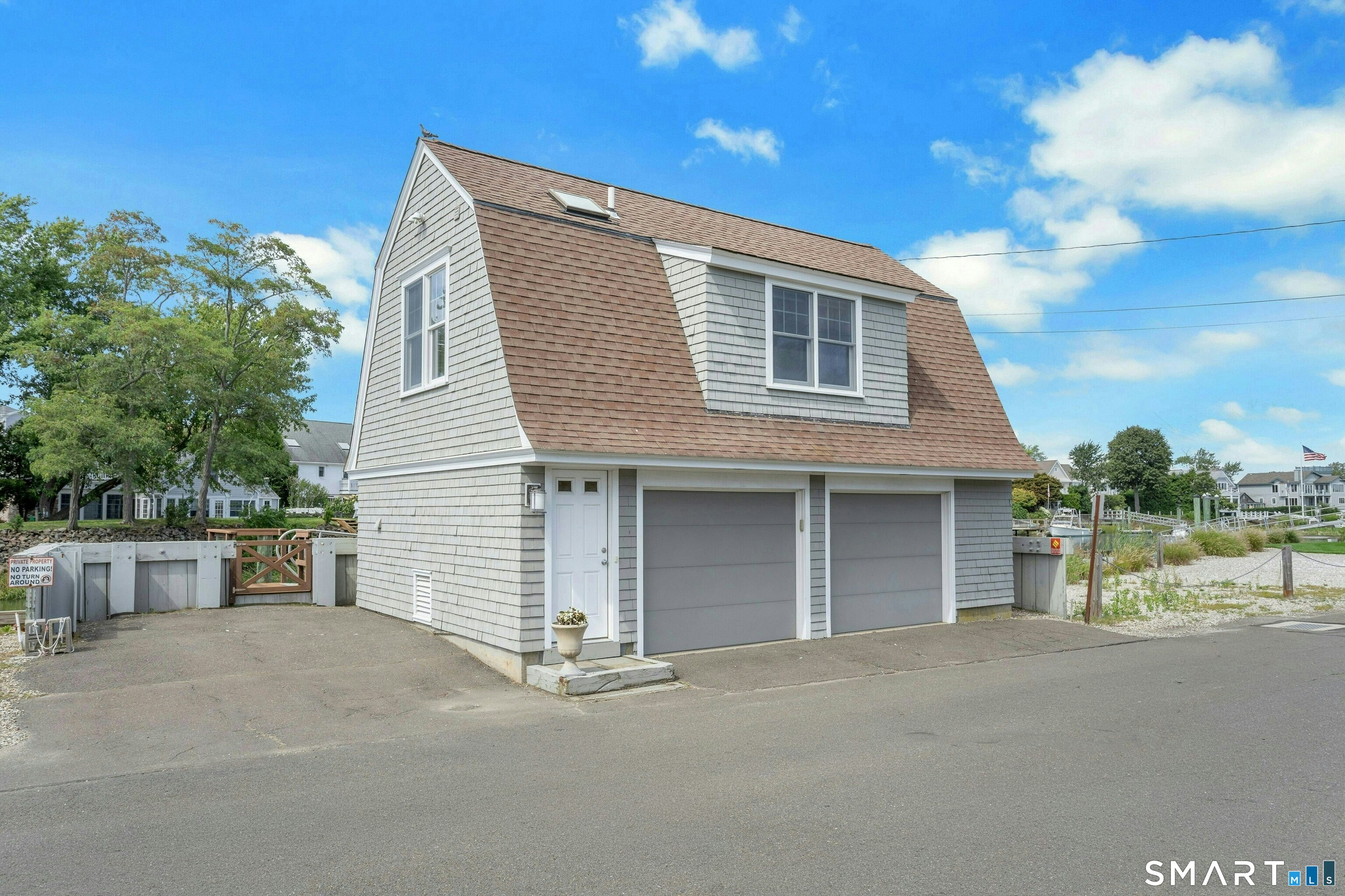 1845 Fairfield Beach Road Fairfield, CT 06824 - Photo 26 of 33 Gallery Image 26