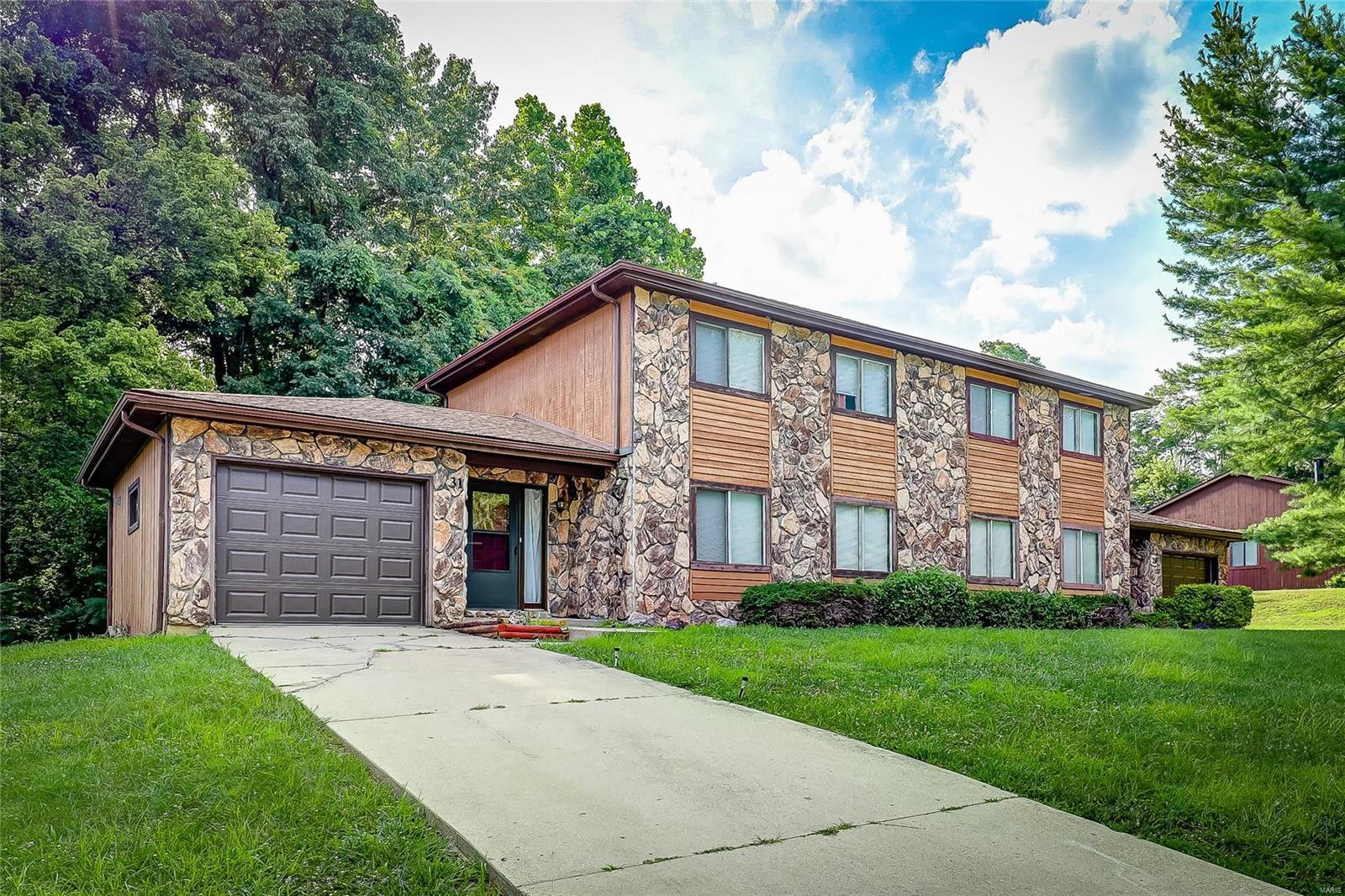 29 Innsbruck Lane Shiloh, IL 62221 - Photo 2 of 21 Gallery Image 2