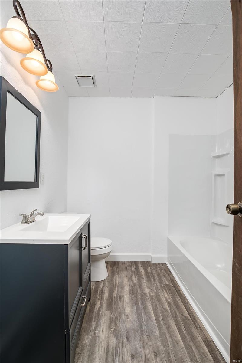 29 Innsbruck Lane Shiloh, IL 62221 - Photo 19 of 21 Gallery Image 19