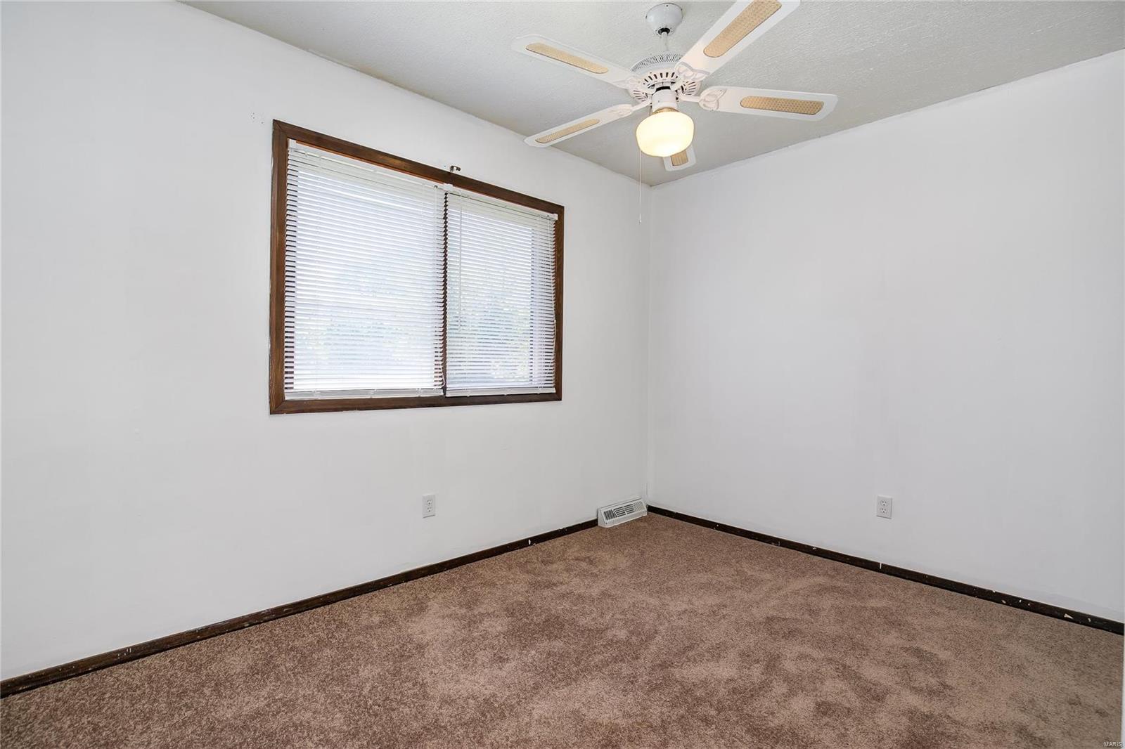 29 Innsbruck Lane Shiloh, IL 62221 - Photo 21 of 21 Gallery Image 21