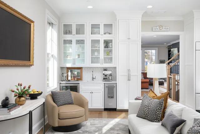 $1,649,000 | 932 East Chicago Avenue, Naperville, IL 60540