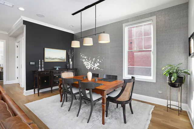 $1,649,000 | 932 East Chicago Avenue, Naperville, IL 60540