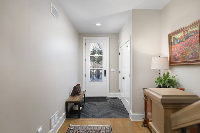 $1,649,000 | 932 East Chicago Avenue, Naperville, IL 60540